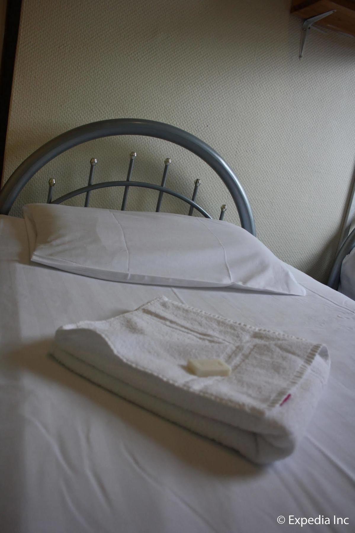 Daisy Hotel Лондон Экстерьер фото