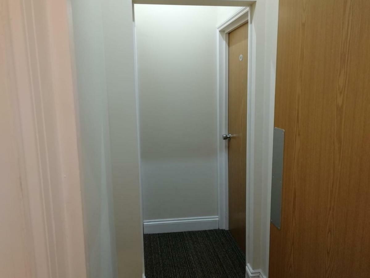 Daisy Hotel Лондон Экстерьер фото